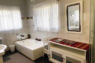 7 Bedroom Property for Sale in Somerset East Eastern Cape